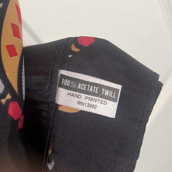 Twill scarf - Picture 3 of 3